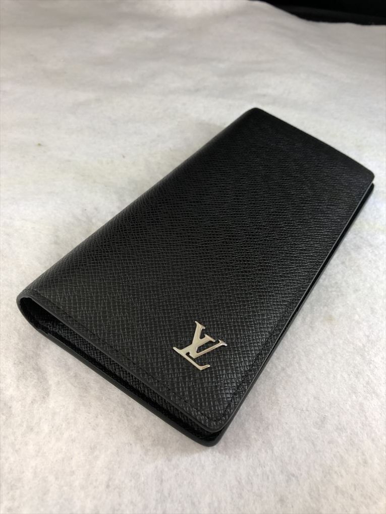 Louis Vuitton M30285 Brazza Wallet